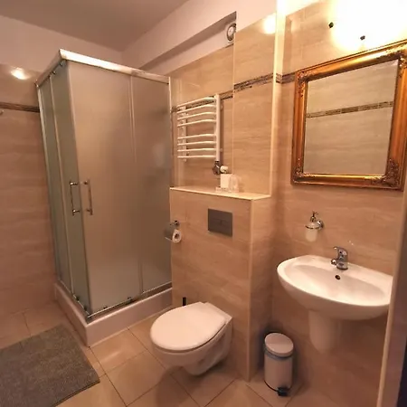 Hotel Dworek Zloty Rog I Restauracja