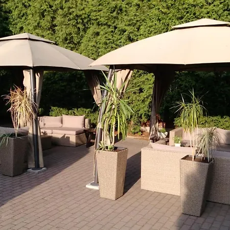 Dworek Zloty Rog I Restauracja ホテル クラクフ