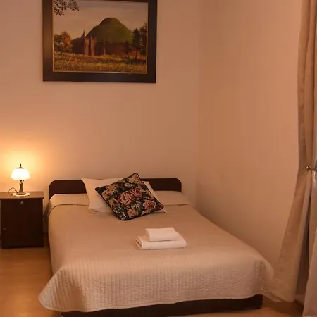 Dworek Zloty Rog I Restauracja 3* Cracovie