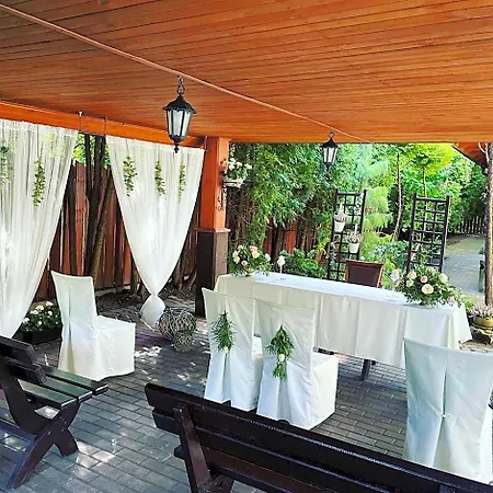 Ξενοδοχείο Dworek Zloty Rog I Restauracja Krasków