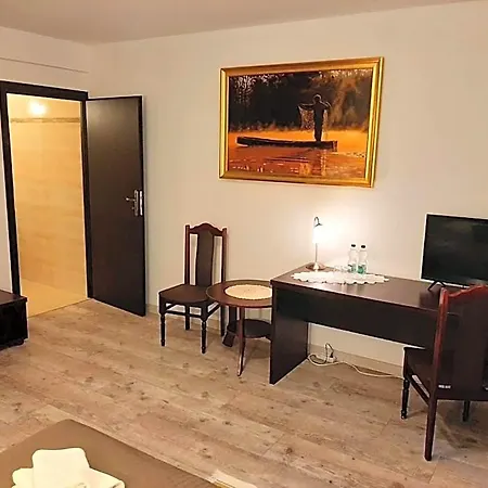 Dworek Zloty Rog I Restauracja Ξενοδοχείο 3*