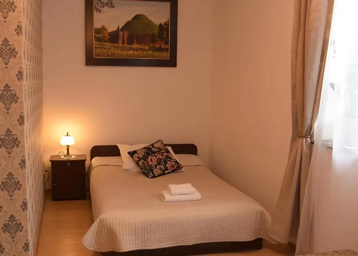 Dworek Zloty Rog I Restauracja 3* Krakow