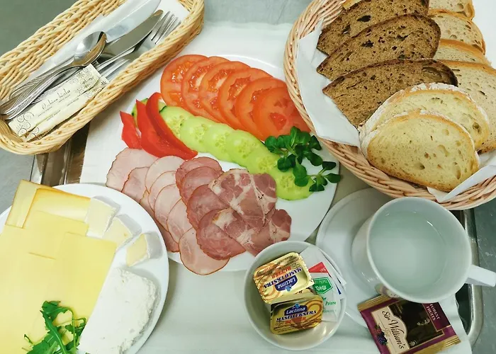 Dworek Zloty Rog I Restauracja Otel Krakow