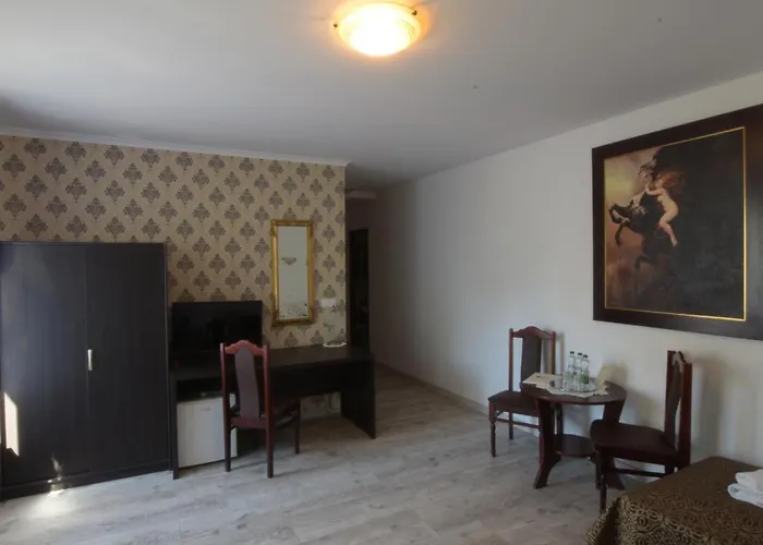 فندق Dworek Zloty Rog I Restauracja كراكوفيا