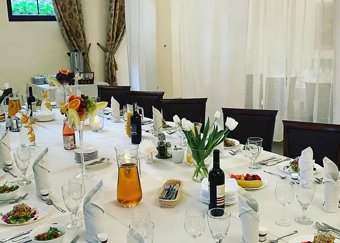 Otel Dworek Zloty Rog I Restauracja 3*