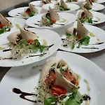 Dworek Zloty Rog I Restauracja 酒店 3*