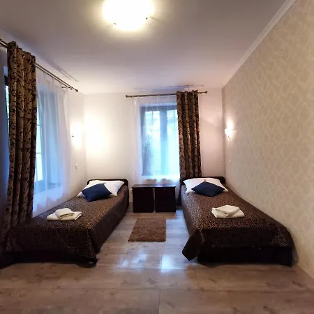 Dworek Zloty Rog I Restauracja 3* 克拉科夫