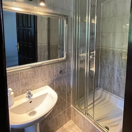 酒店 Dworek Zloty Rog I Restauracja